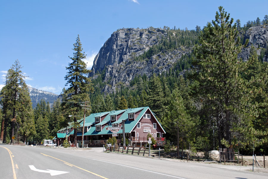photo of Strawberry Lodge, Highway 50, California